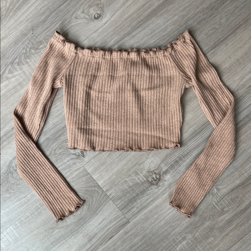 Ribbed Off-Shoulder Crop